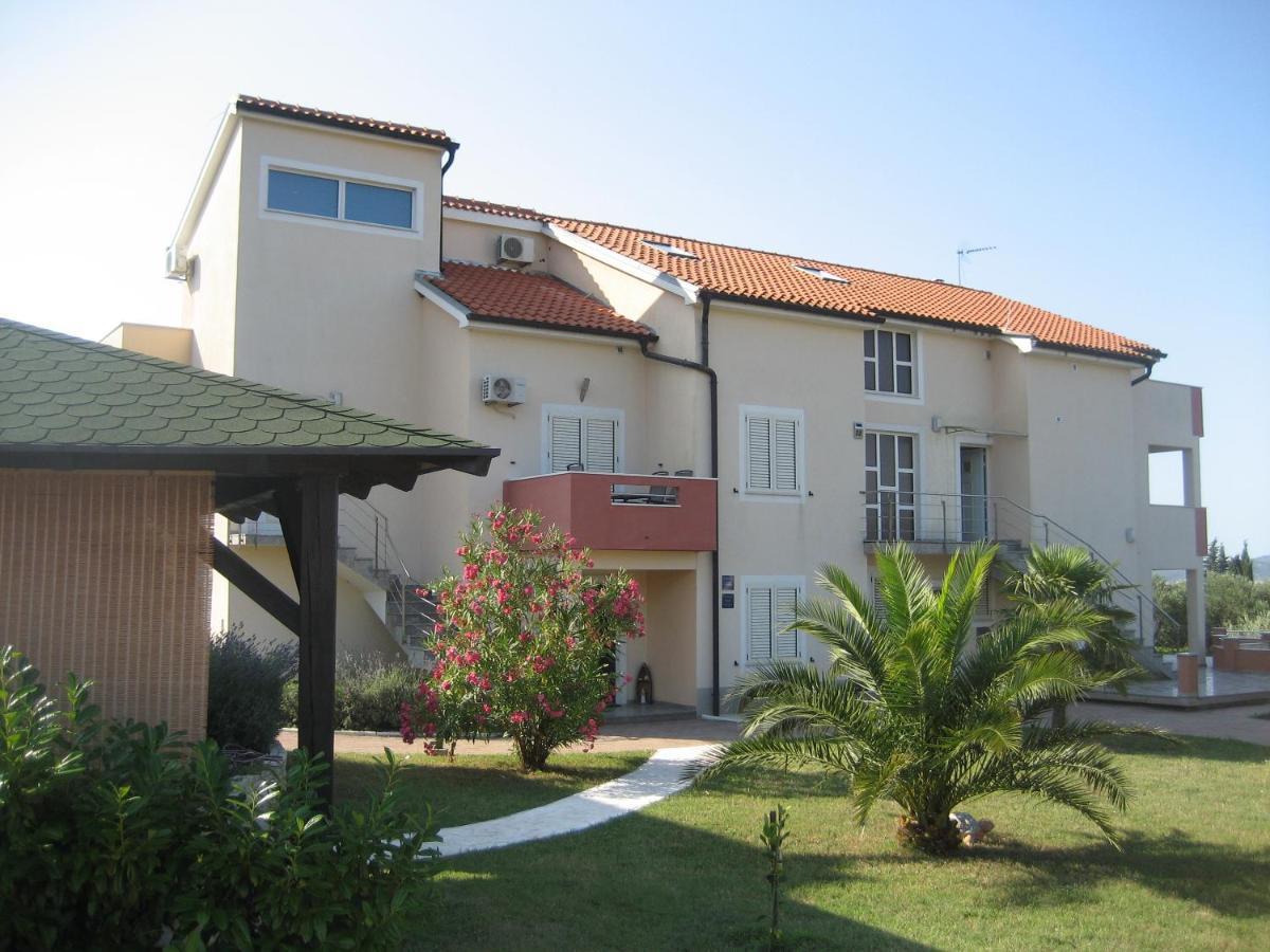 Villa „Drei Palmen“ 圣菲利普雅科夫 外观 照片
